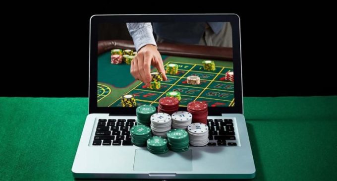 Why online casinos are better than the land-based casinos?