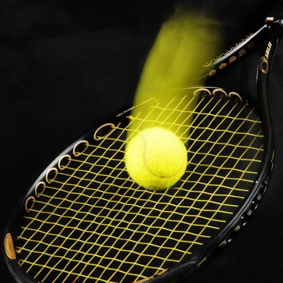 How to Choose the Best Tennis Racquet for Control and Power