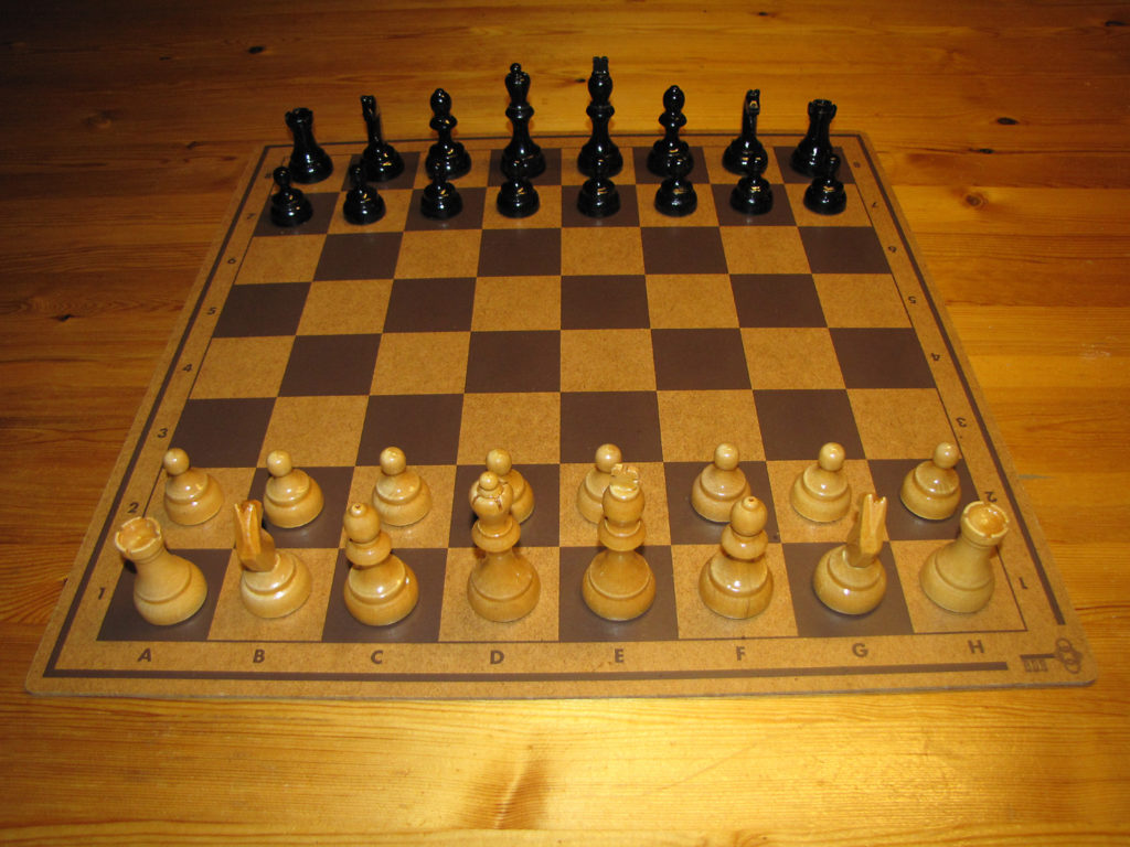 chess pieces set for chess beginners
