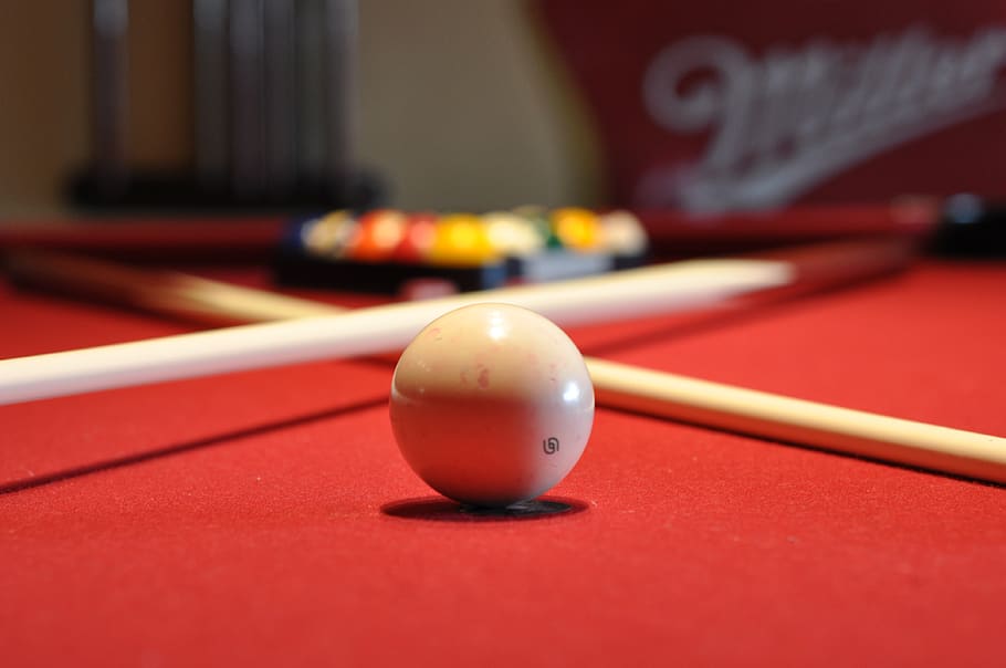 How to Play Pool – Tips for Beginners