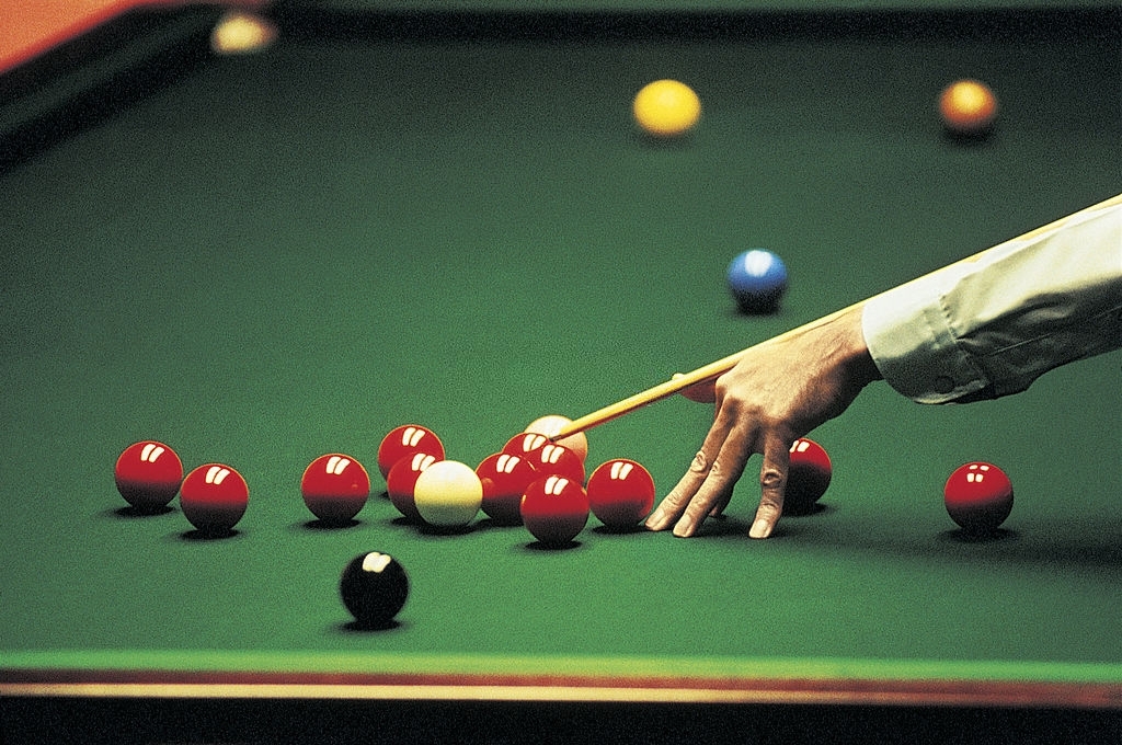 How to play snooker