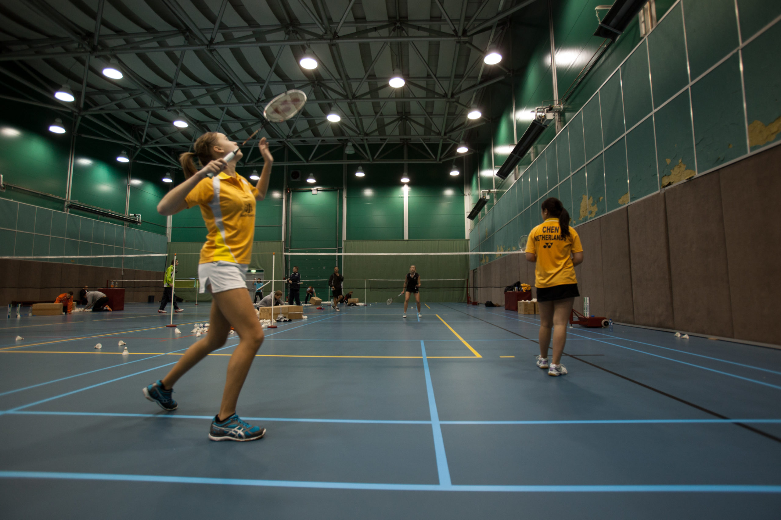 How To Play Badminton Like A Professional Player – Tips & Techniques