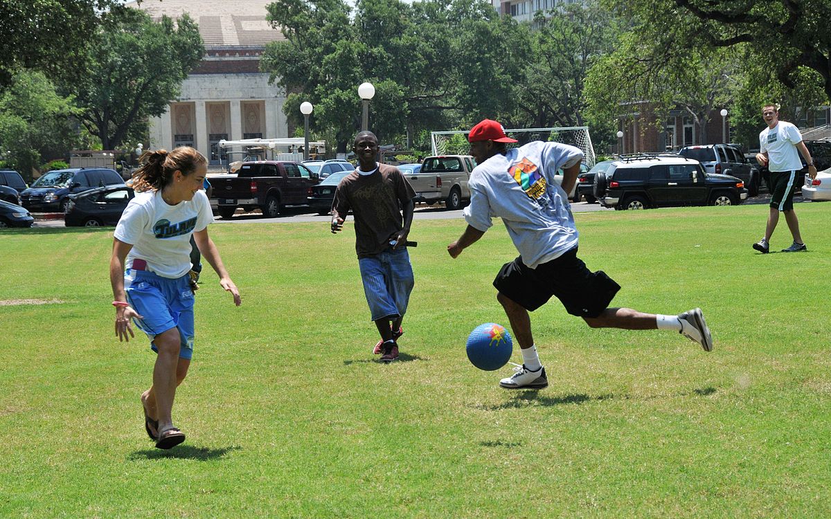 How to Play Kickball: Kickball Rules and Objectives