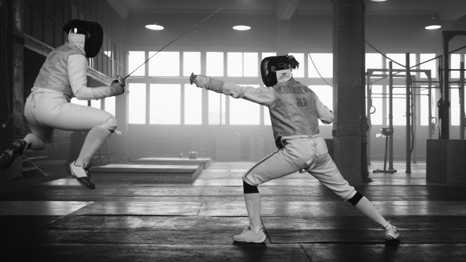 Understanding The Dynamic Game Of the Fencing