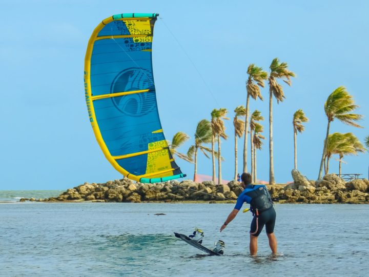 A Complete Guide For Kitesurfing
