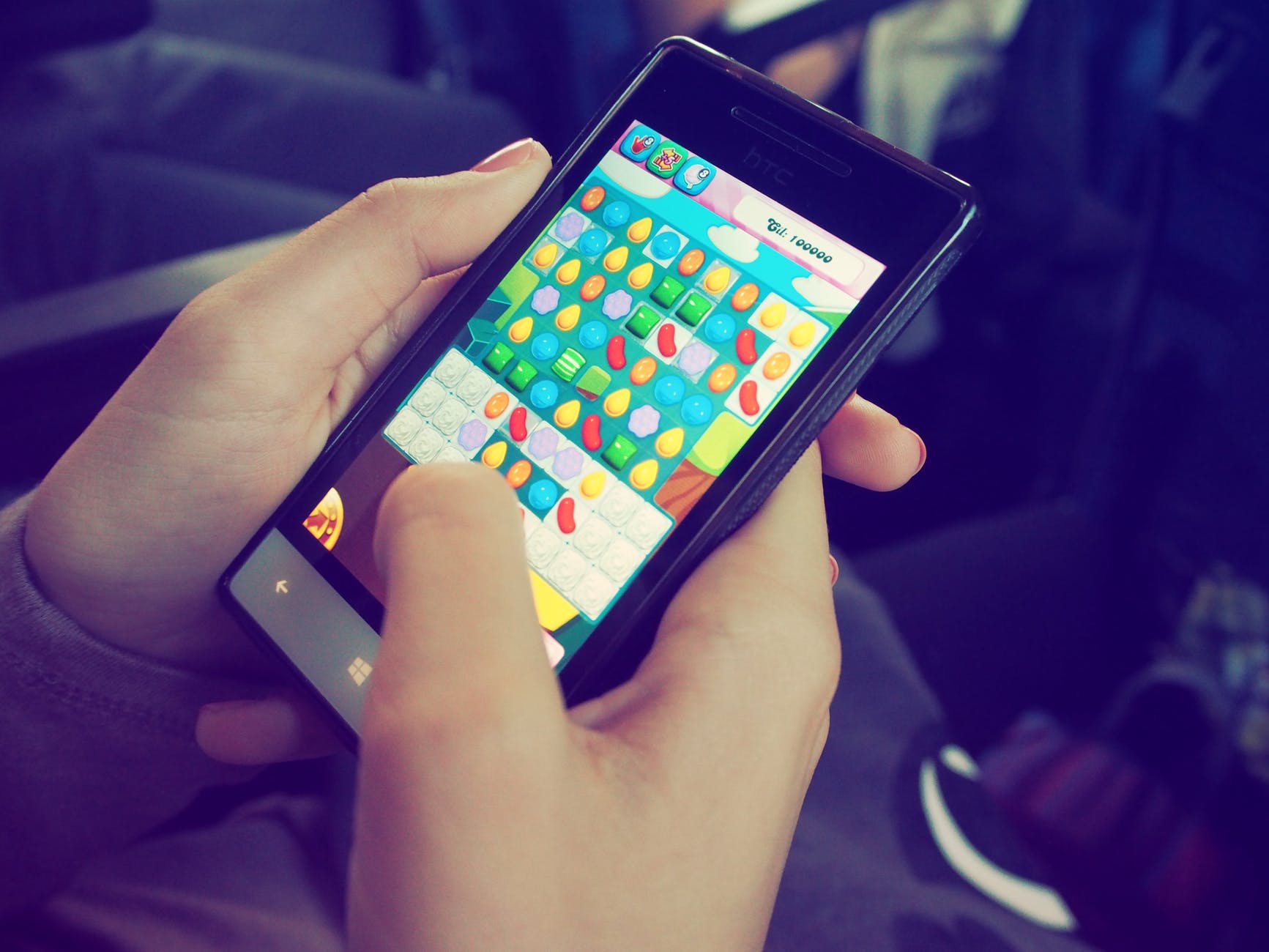 Candy Crush Saga Cheats For Crushing Levels