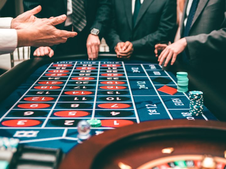 Best Casino Table Games to Try Your Luck