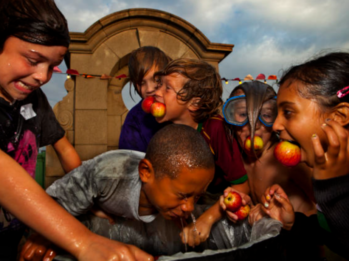 WHAT IS BOBBING FOR APPLES?